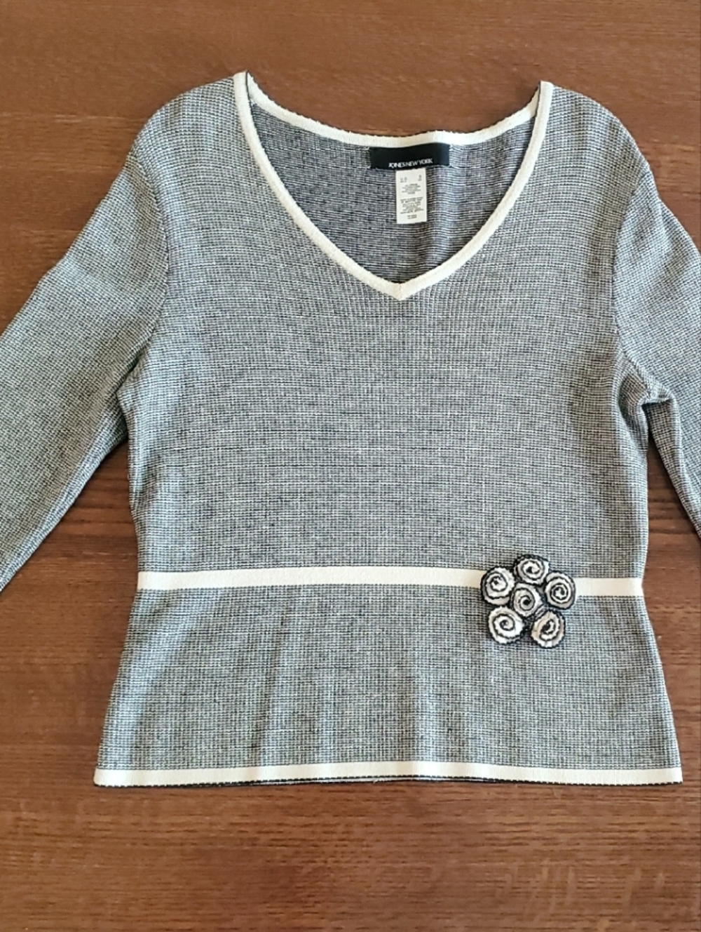 Jones New York Vintage V-neck Sweater
